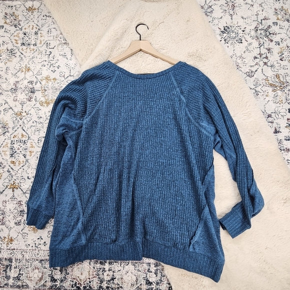 Torrid Blue Teal Brushed Waffle Crew Neck Raglan Sweatshirt 3 - Picture 9 of 9